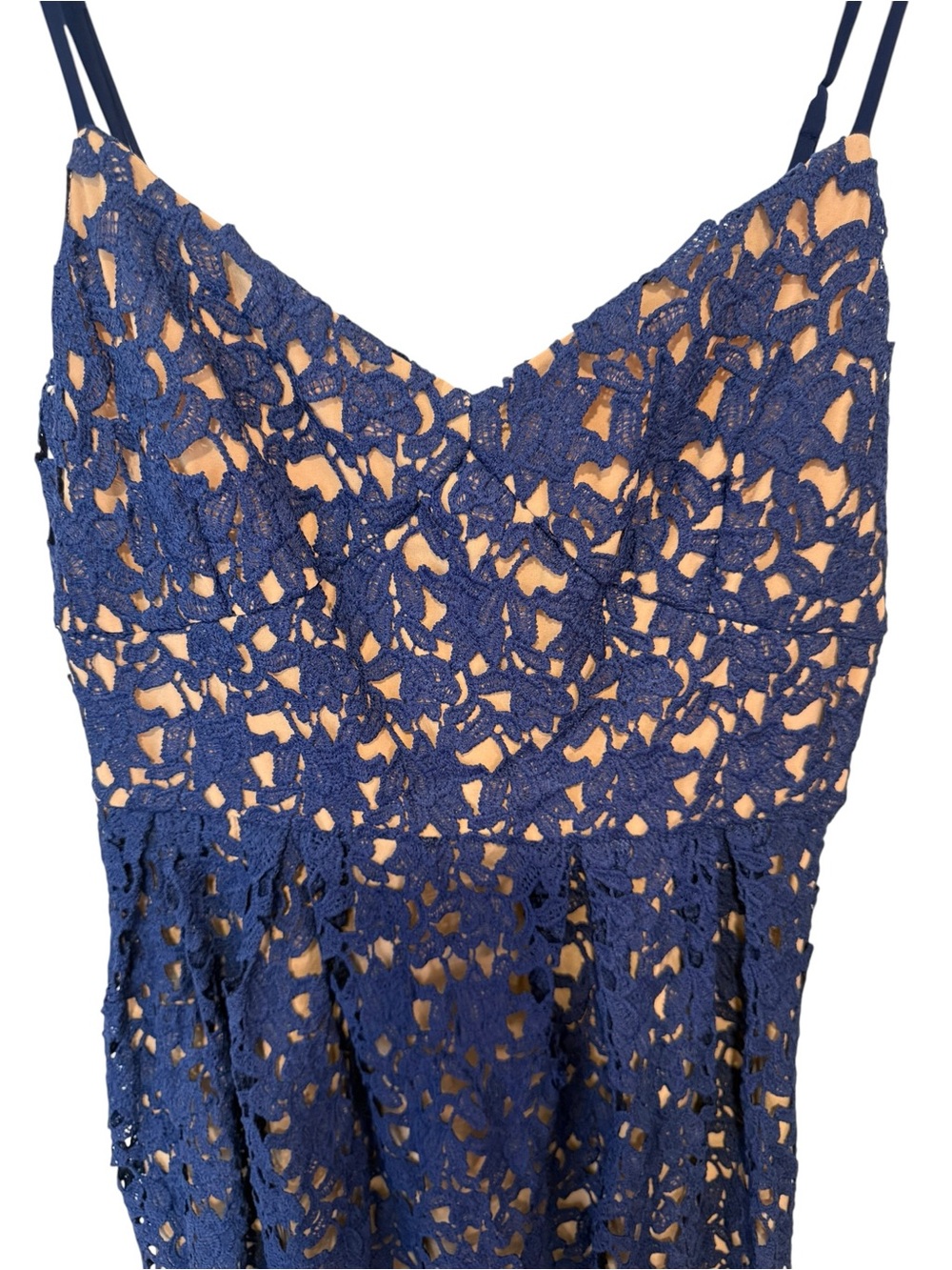 Toby Heart Ginger x Love Indie Navy Crochet Lace Midi Dress Medium NWT - Picture 3 of 12